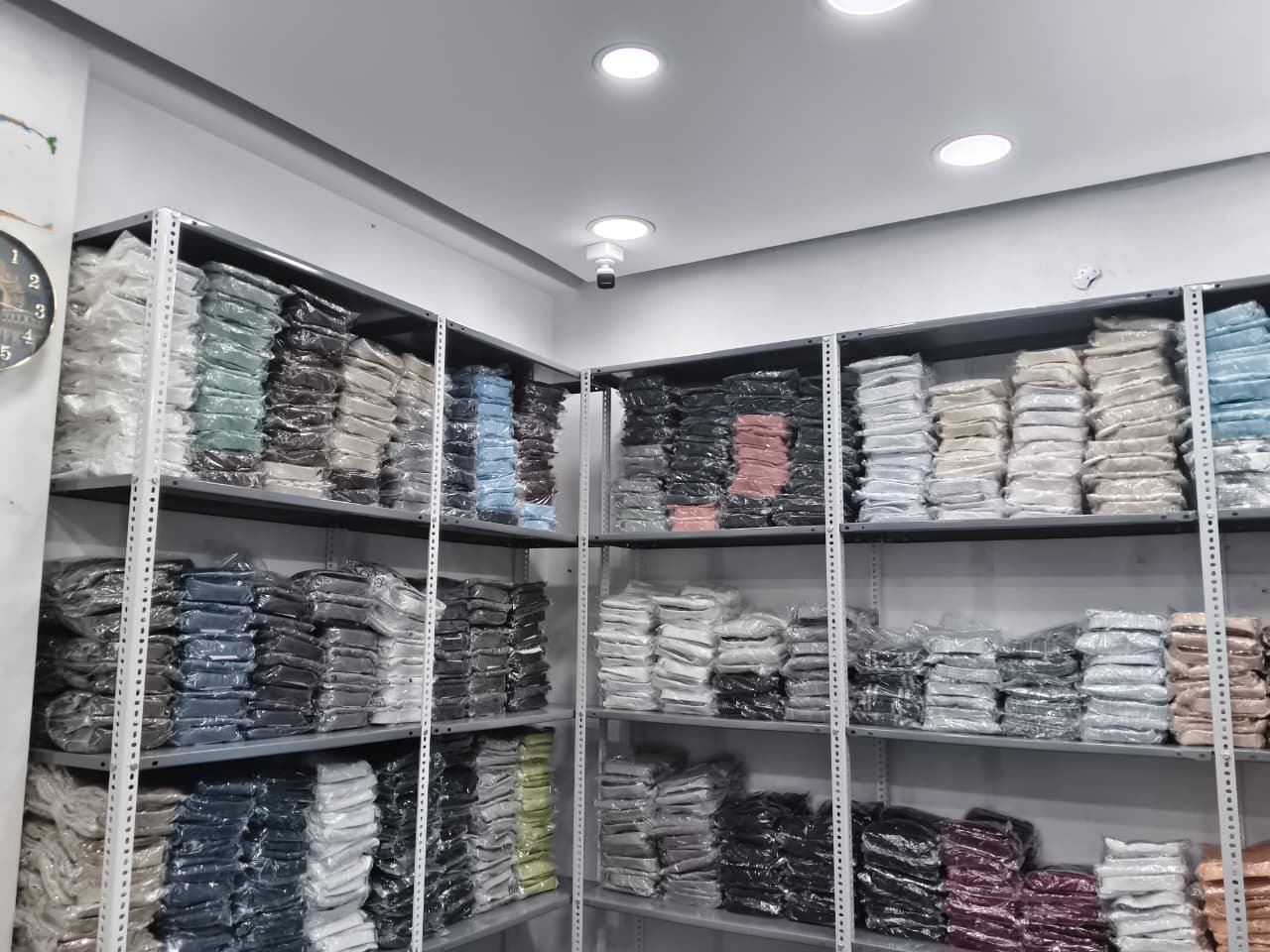 Wholesale stock at Lando Brothers